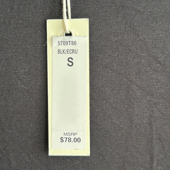 Max Studio black top with cream crochet details size Small new with tags - Picture 7 of 9